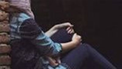 بتتكلمي ليه يا أستاذه إنتي ولي جنبك