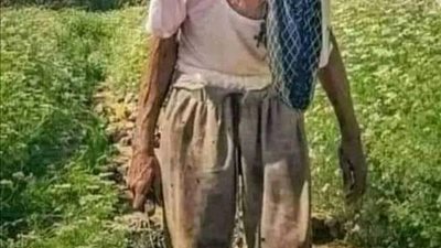 أمر ملك جنود پقتل المسنين