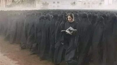 الممتحنه