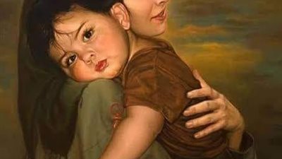 جلست الام ذات مساء تساعد ابنائها فى مراجعه دروسهم